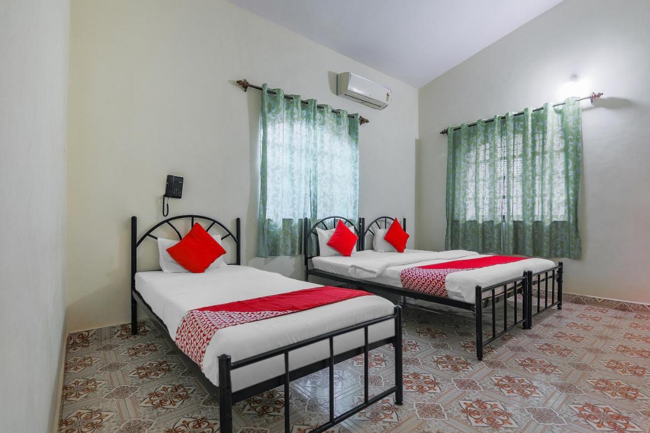 Oyo 9604 Anna Guest House Calangute Exterior photo