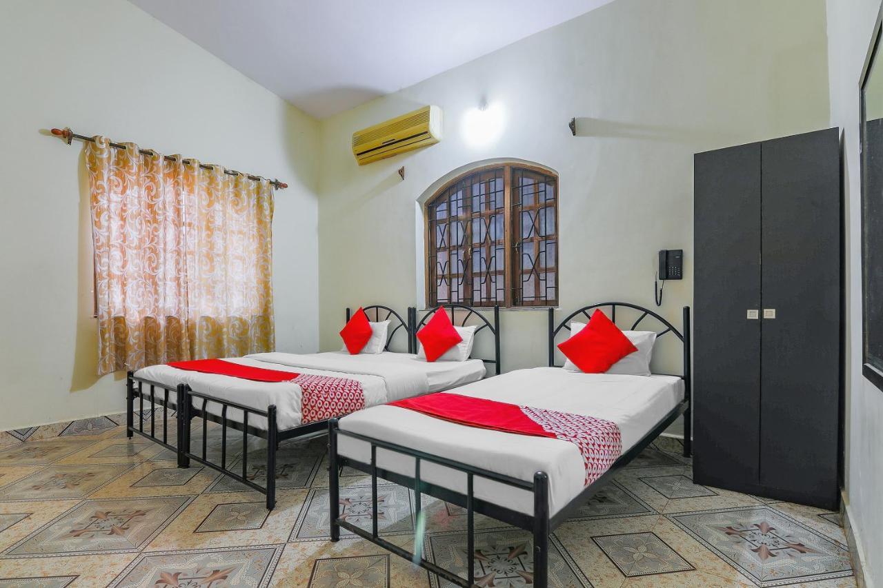 Oyo 9604 Anna Guest House Calangute Exterior photo